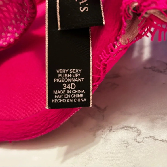 Victoria’s Secret Very Sexy Push Up - Picture 4 of 4